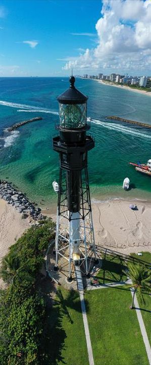 For Sale: $399,900 (2 beds, 2 baths, 920 Square Feet)