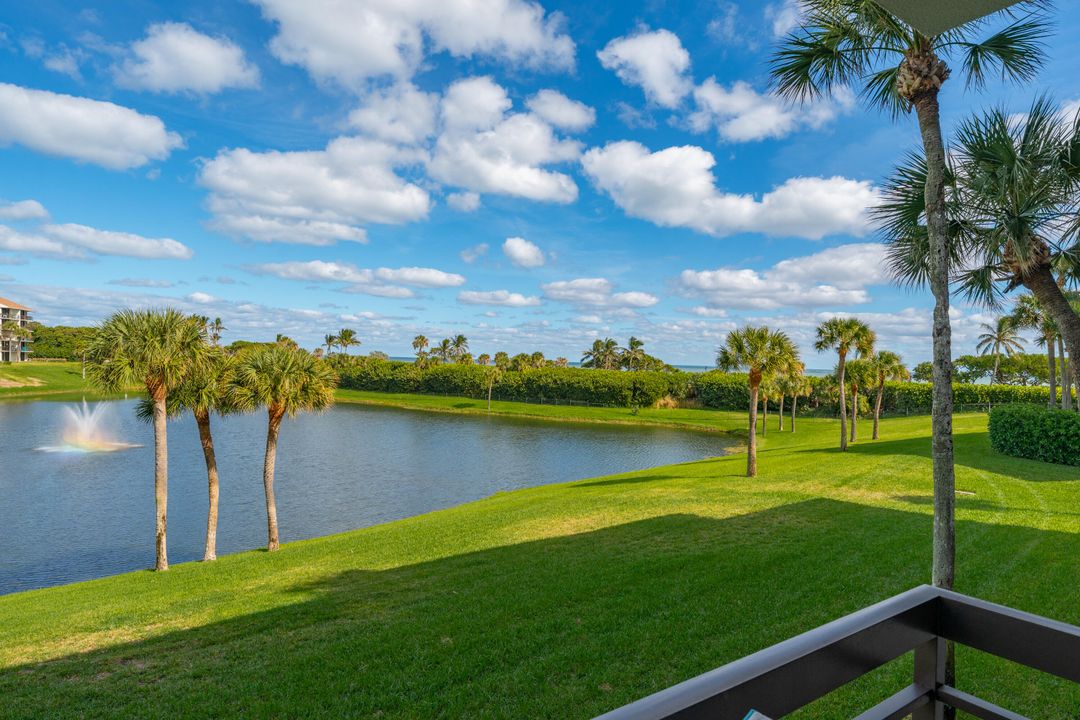 На продажу: $719,000 (2 спален, 2 ванн, 1332 Квадратных фут)