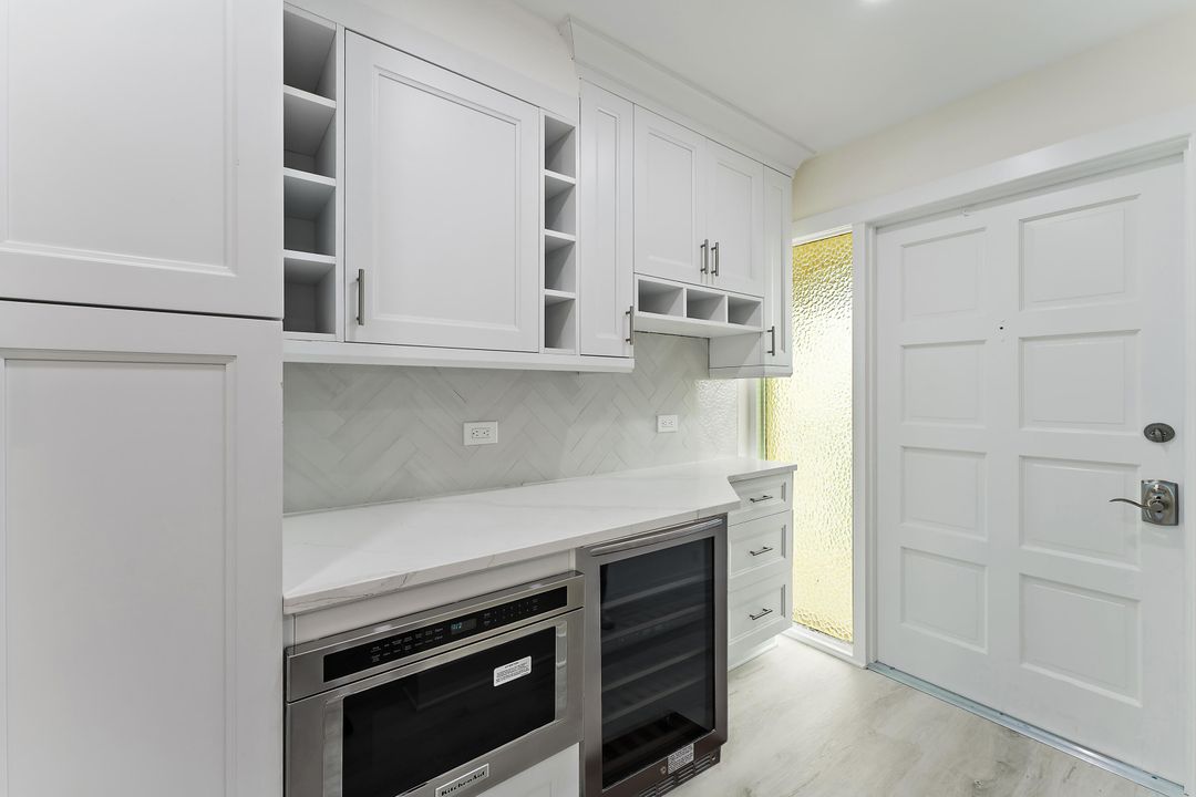 В аренду: $3,450 (2 спален, 2 ванн, 1010 Квадратных фут)