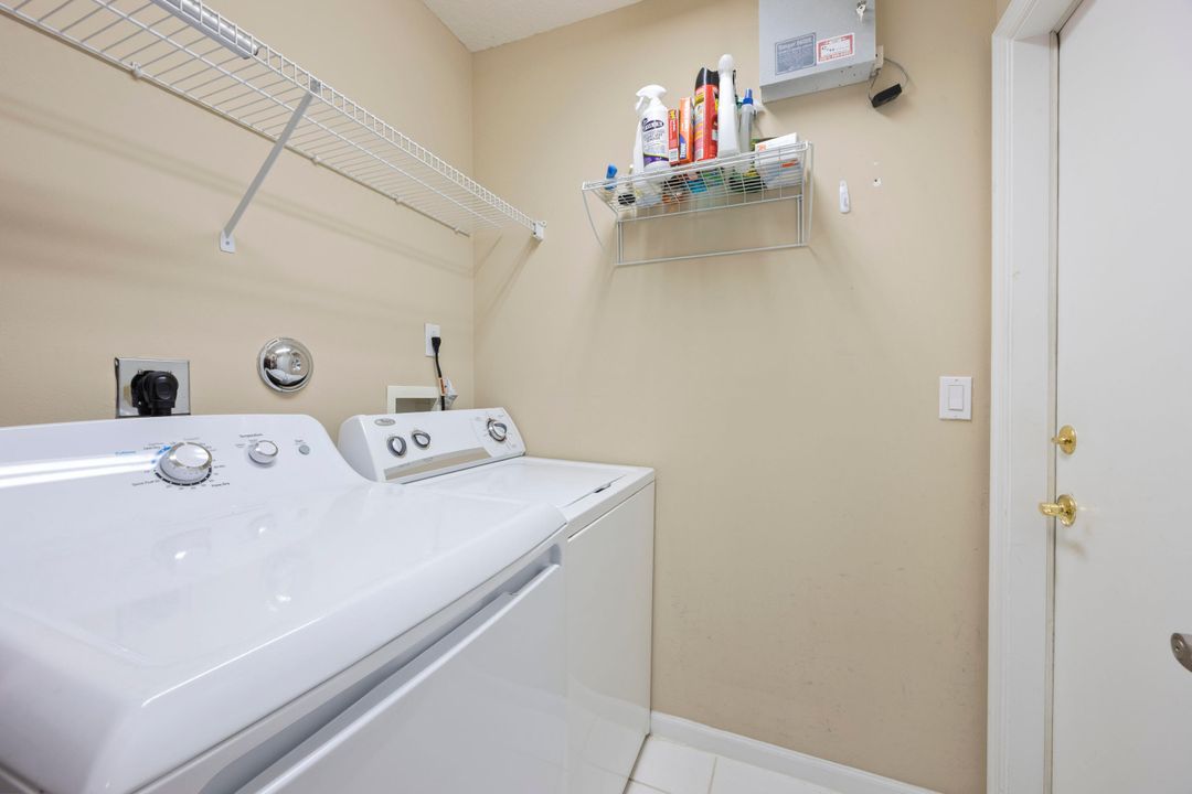 En Venta: $565,000 (3 camas, 2 baños, 1869 Pies cuadrados)