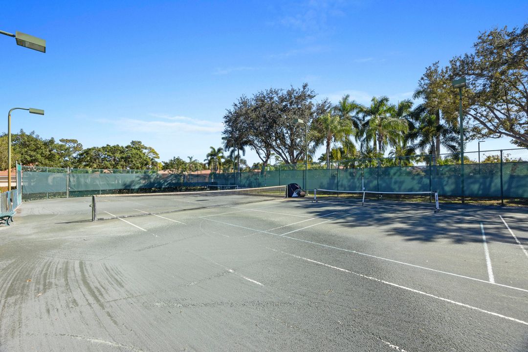 En Venta: $565,000 (3 camas, 2 baños, 1869 Pies cuadrados)