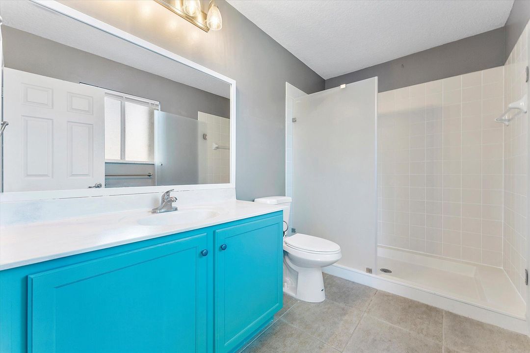 En Venta: $349,900 (2 camas, 2 baños, 1297 Pies cuadrados)