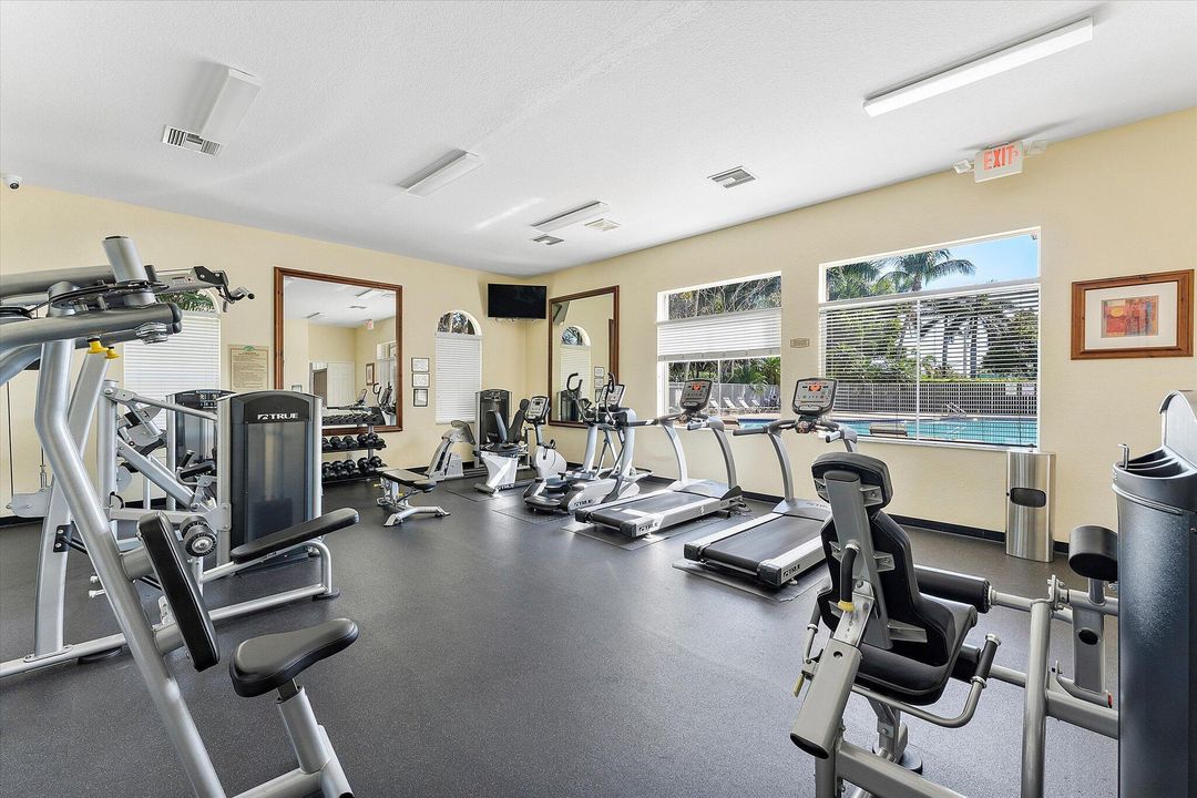 En Venta: $349,900 (2 camas, 2 baños, 1297 Pies cuadrados)