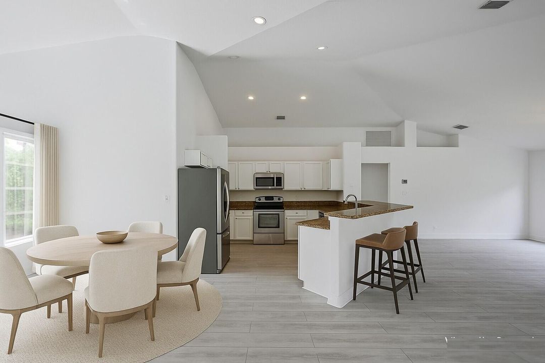 For Sale: $1,189,000 (4 beds, 2 baths, 2500 Square Feet)