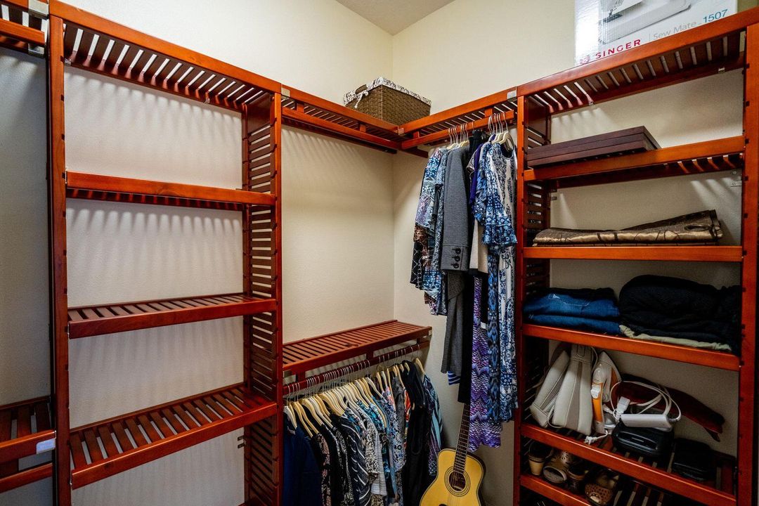 For Rent: $3,275 (3 beds, 2 baths, 2090 Square Feet)