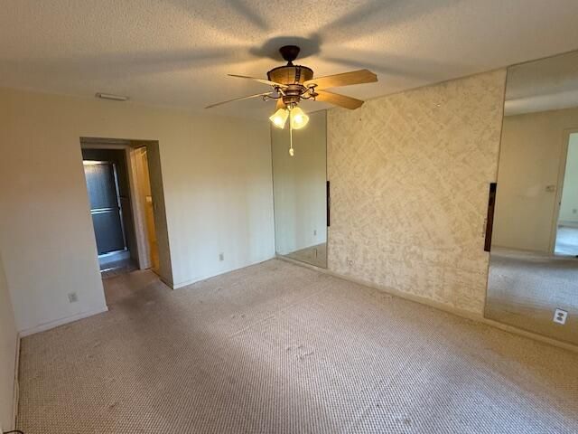 Activo con contrato: $95,000 (2 camas, 2 baños, 1049 Pies cuadrados)