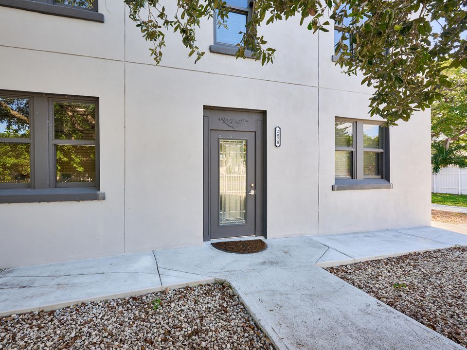 待售: $1,849,000 (0 贝兹, 0 浴室, 4112 平方英尺)