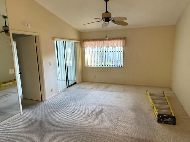 Activo con contrato: $95,000 (2 camas, 2 baños, 1049 Pies cuadrados)