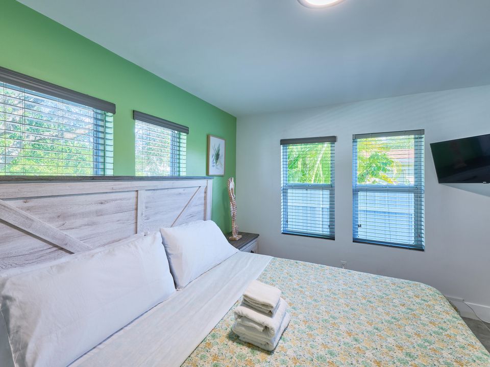 待售: $1,849,000 (0 贝兹, 0 浴室, 4112 平方英尺)