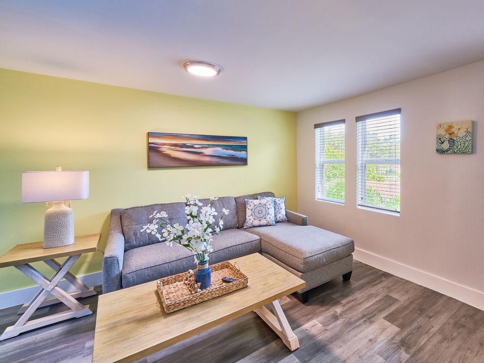 待售: $1,849,000 (0 贝兹, 0 浴室, 4112 平方英尺)