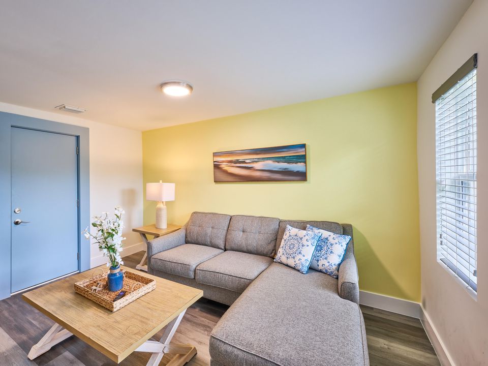 待售: $1,849,000 (0 贝兹, 0 浴室, 4112 平方英尺)