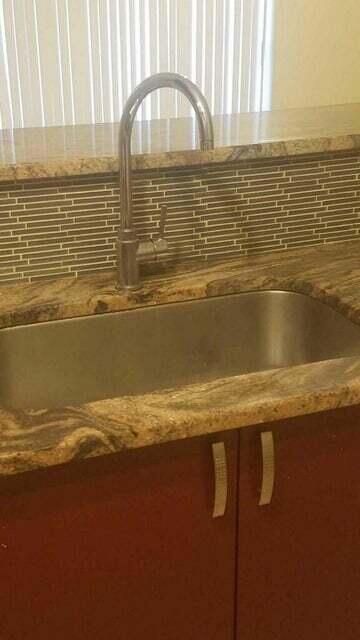 For Sale: $372,500 (2 beds, 2 baths, 1174 Square Feet)