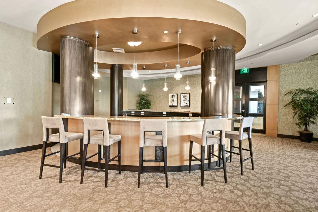 На продажу: $1,195,000 (3 спален, 3 ванн, 2388 Квадратных фут)