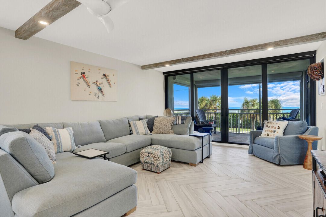 待售: $875,000 (3 贝兹, 2 浴室, 1663 平方英尺)