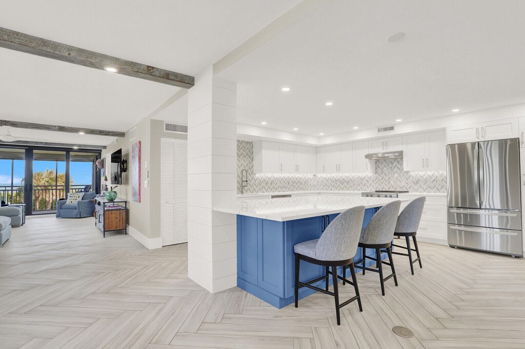 待售: $875,000 (3 贝兹, 2 浴室, 1663 平方英尺)