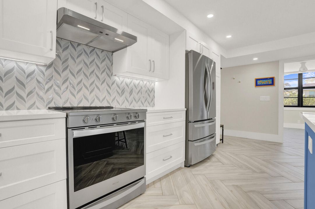 待售: $875,000 (3 贝兹, 2 浴室, 1663 平方英尺)