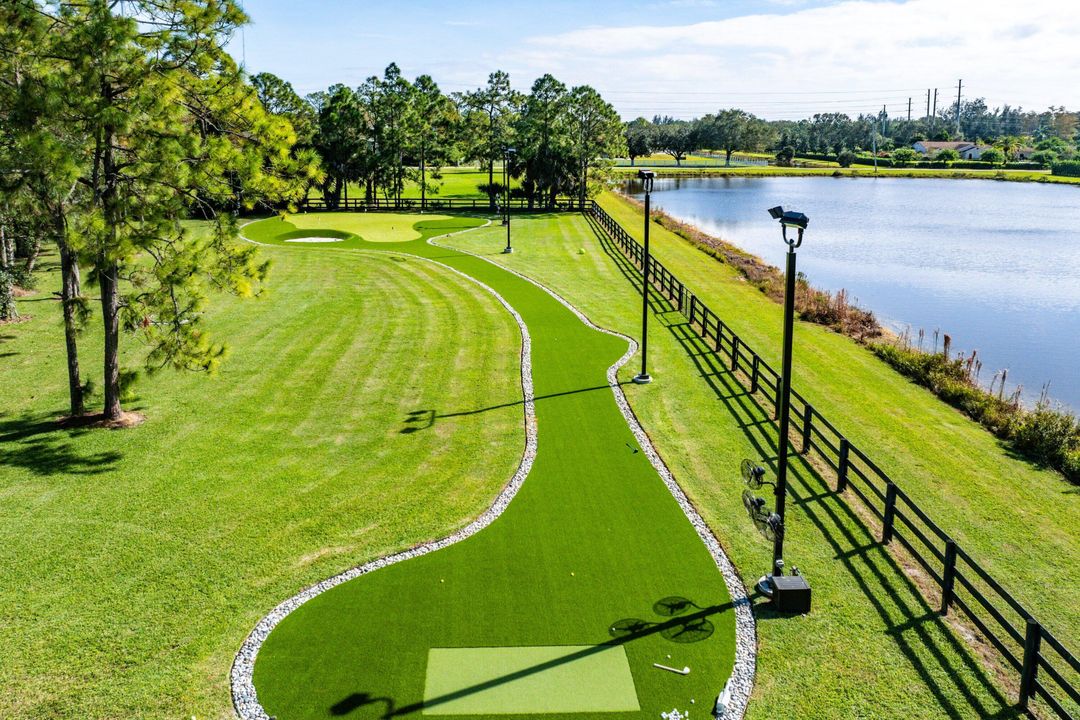 For Sale: $2,895,000 (4 beds, 4 baths, 4666 Square Feet)