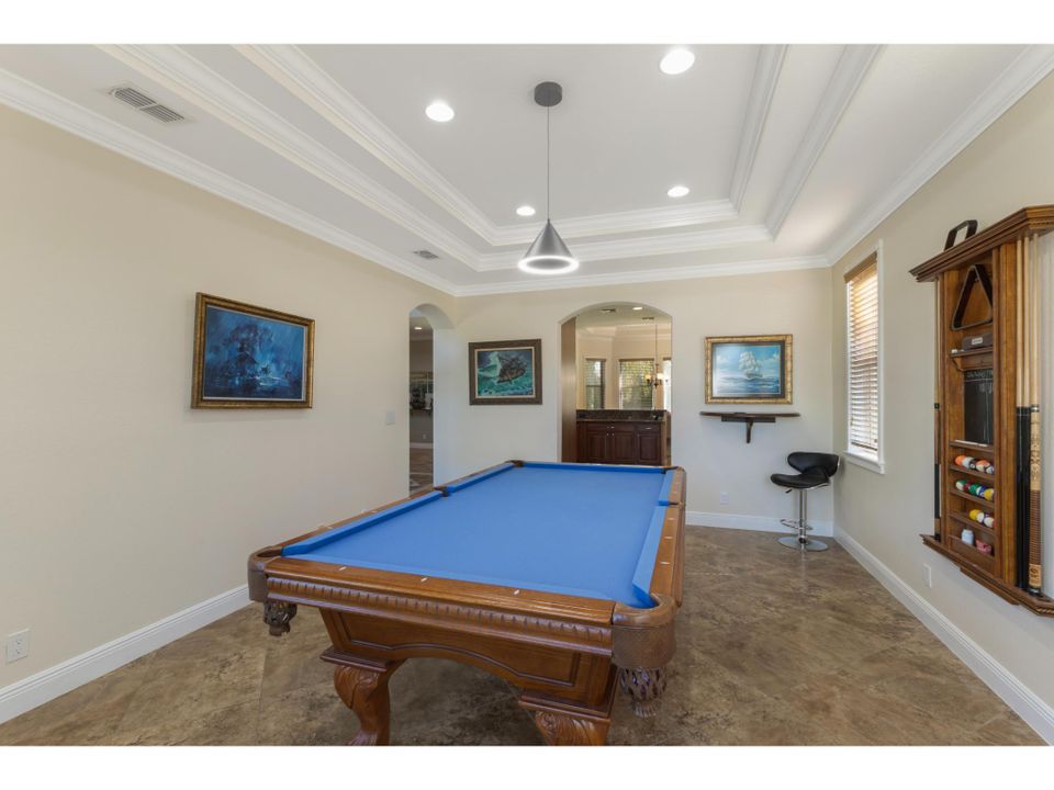 For Sale: $620,000 (3 beds, 2 baths, 3776 Square Feet)