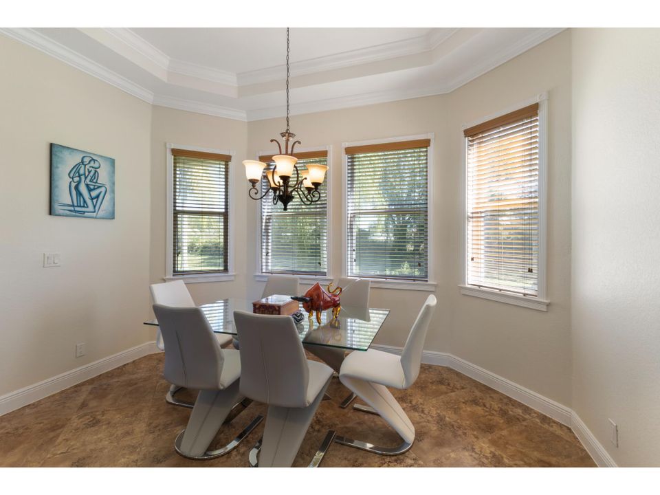 For Sale: $620,000 (3 beds, 2 baths, 3776 Square Feet)