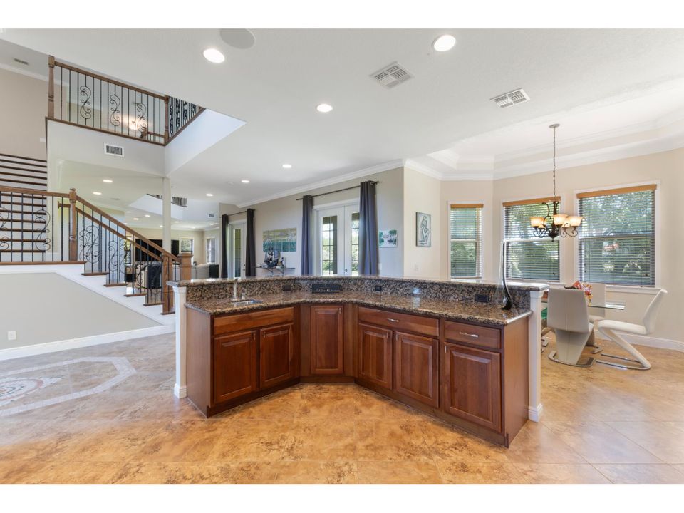 For Sale: $620,000 (3 beds, 2 baths, 3776 Square Feet)