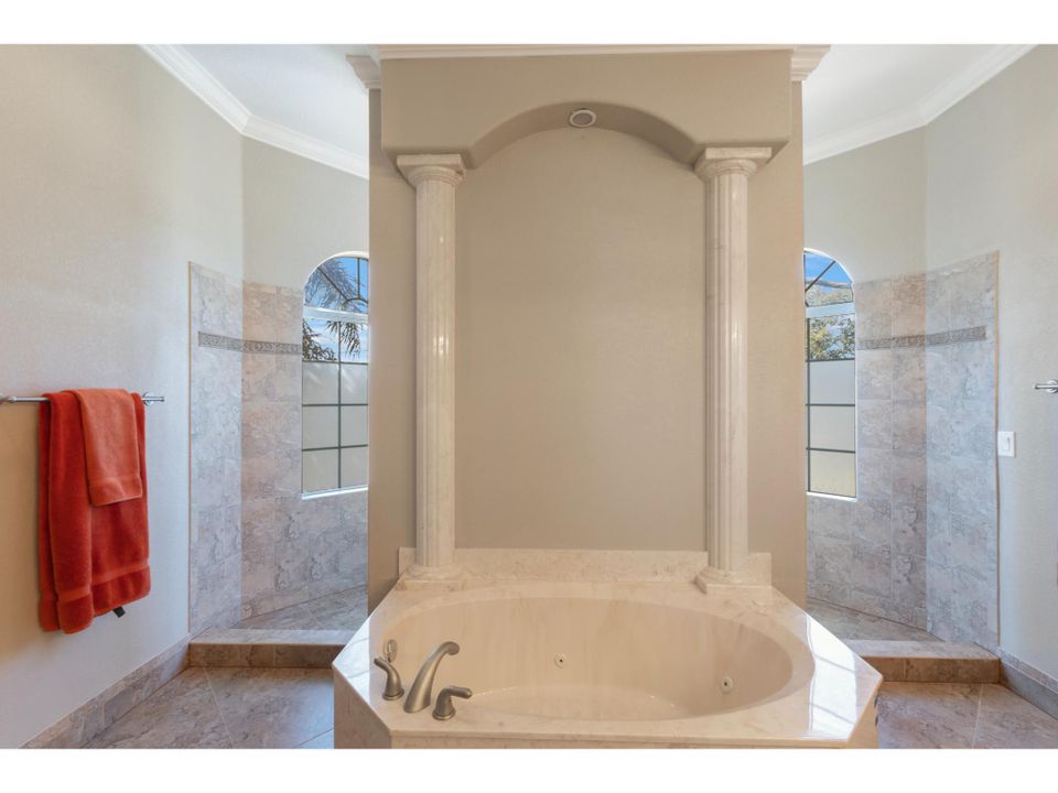 For Sale: $620,000 (3 beds, 2 baths, 3776 Square Feet)