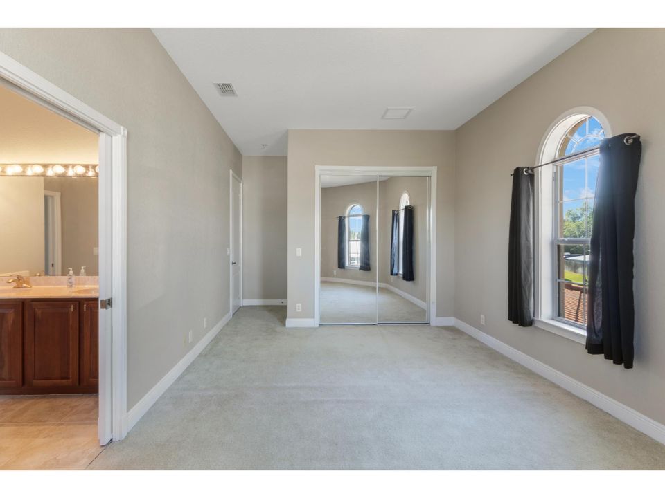 For Sale: $620,000 (3 beds, 2 baths, 3776 Square Feet)