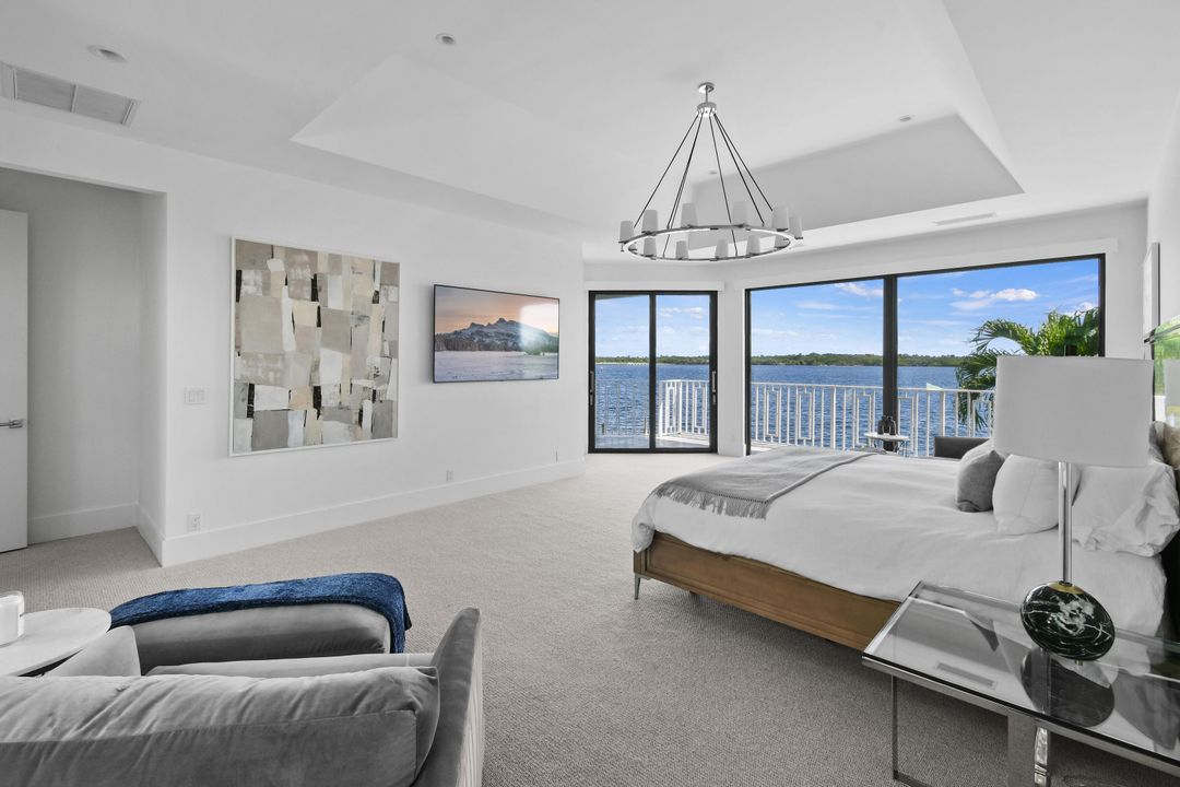 En Venta: $14,995,000 (5 camas, 6 baños, 7366 Pies cuadrados)