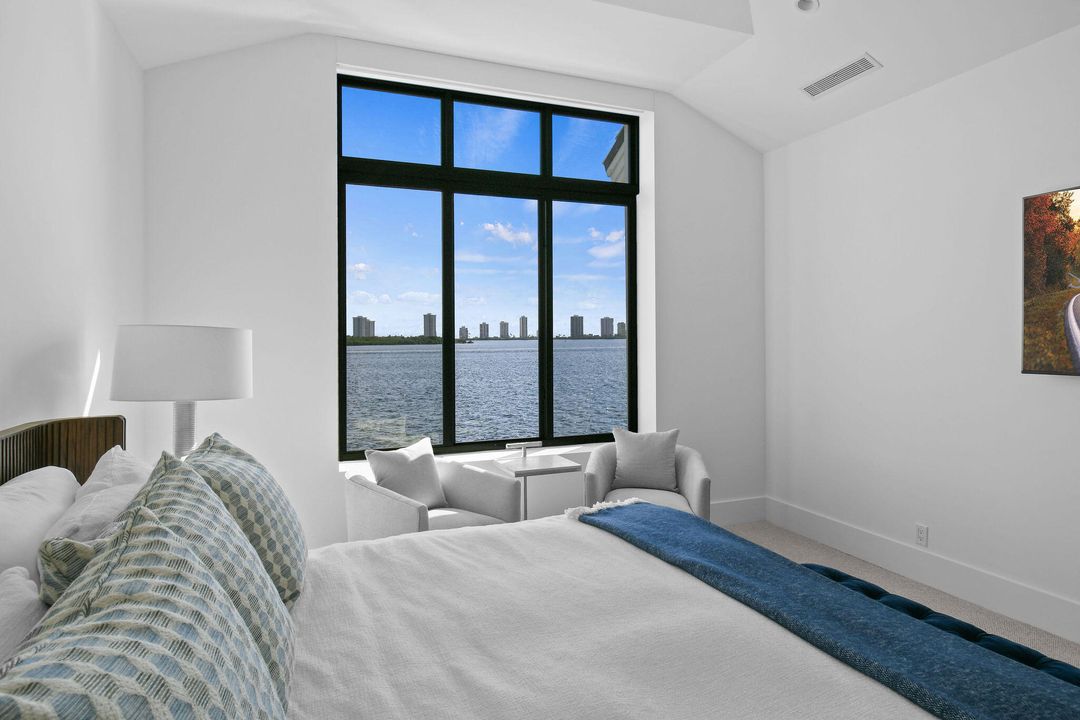 En Venta: $14,995,000 (5 camas, 6 baños, 7366 Pies cuadrados)