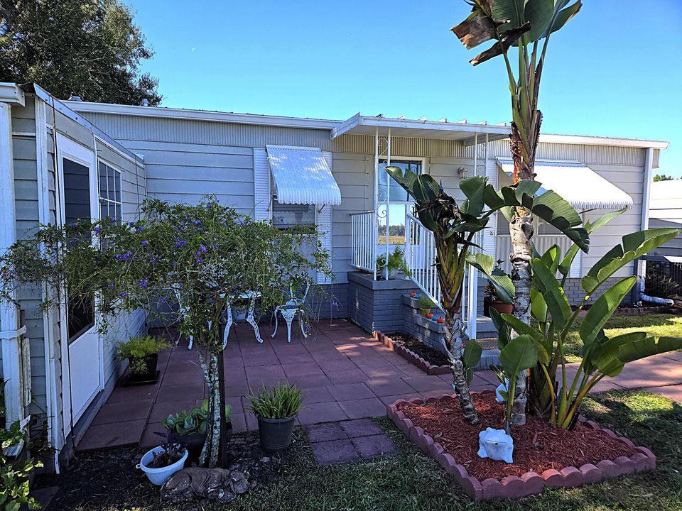 For Sale: $190,000 (2 beds, 2 baths, 1438 Square Feet)