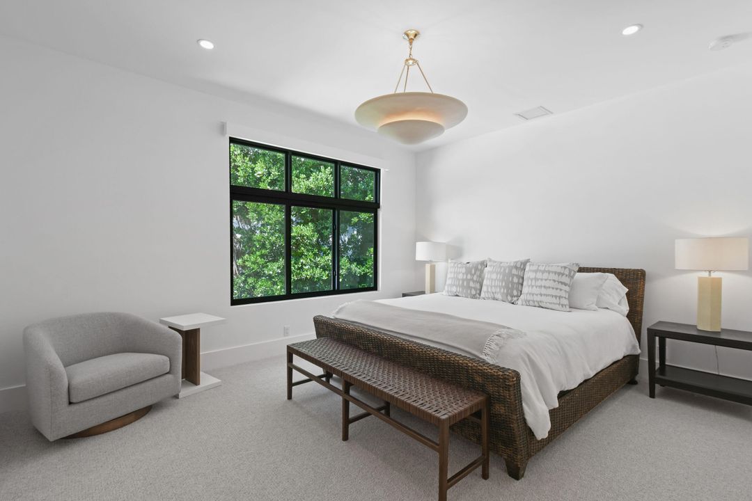 En Venta: $14,995,000 (5 camas, 6 baños, 7366 Pies cuadrados)