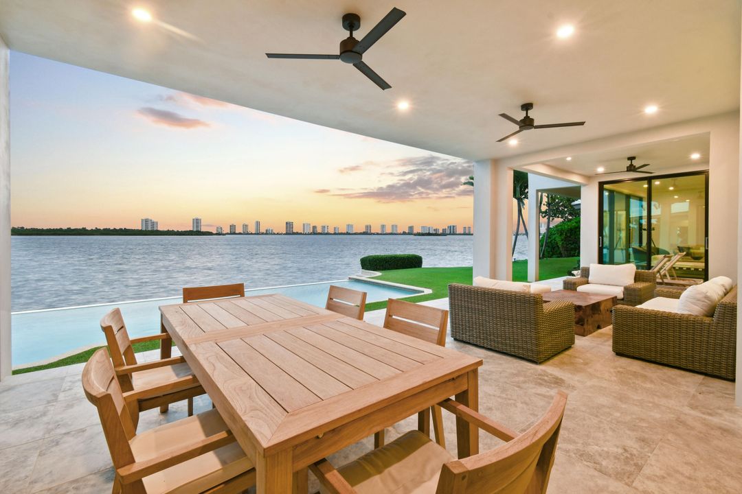 En Venta: $14,995,000 (5 camas, 6 baños, 7366 Pies cuadrados)