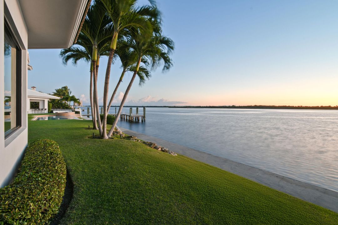 En Venta: $14,995,000 (5 camas, 6 baños, 7366 Pies cuadrados)