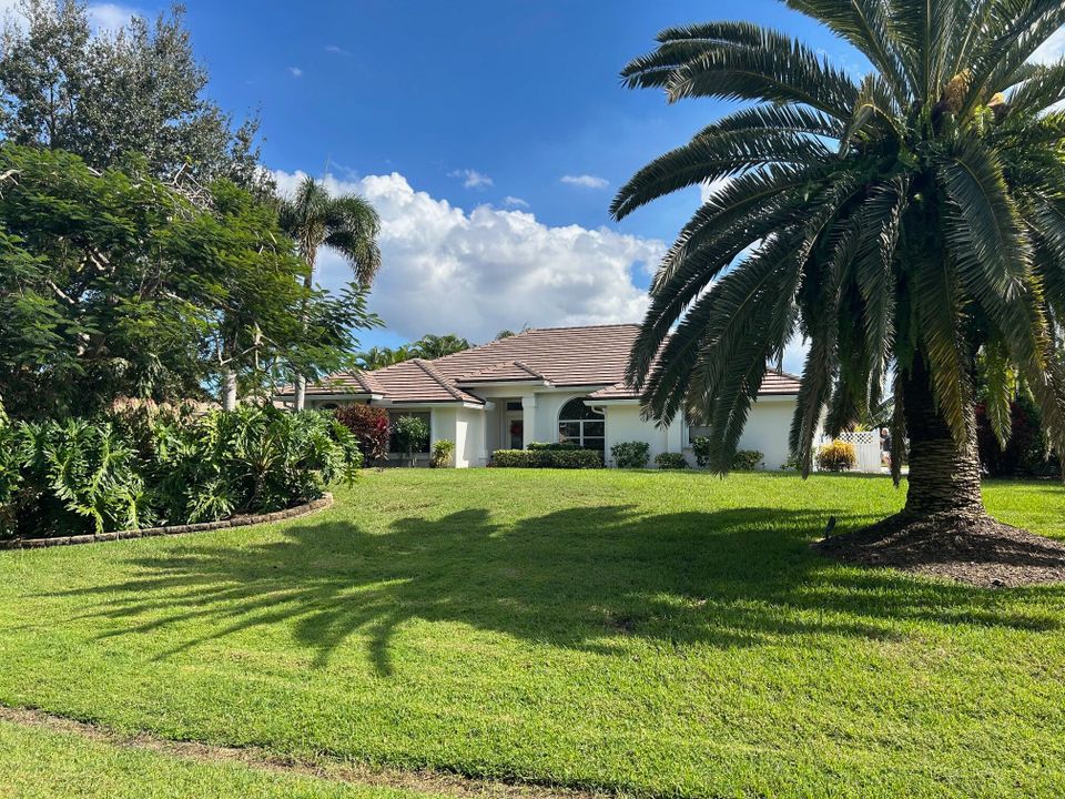 For Rent: $6,500 (4 beds, 2 baths, 2377 Square Feet)