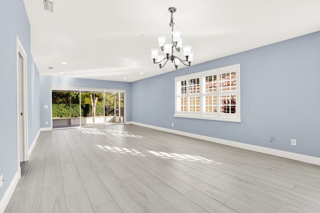 待售: $479,900 (2 贝兹, 2 浴室, 1680 平方英尺)