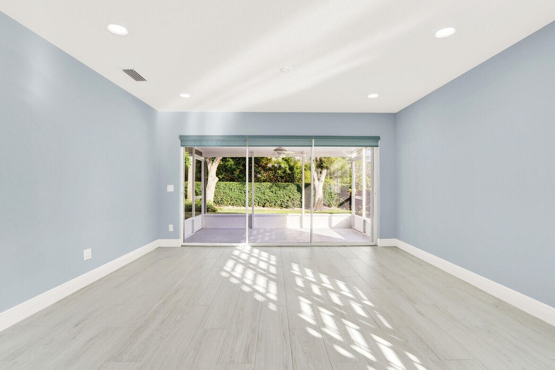 待售: $479,900 (2 贝兹, 2 浴室, 1680 平方英尺)