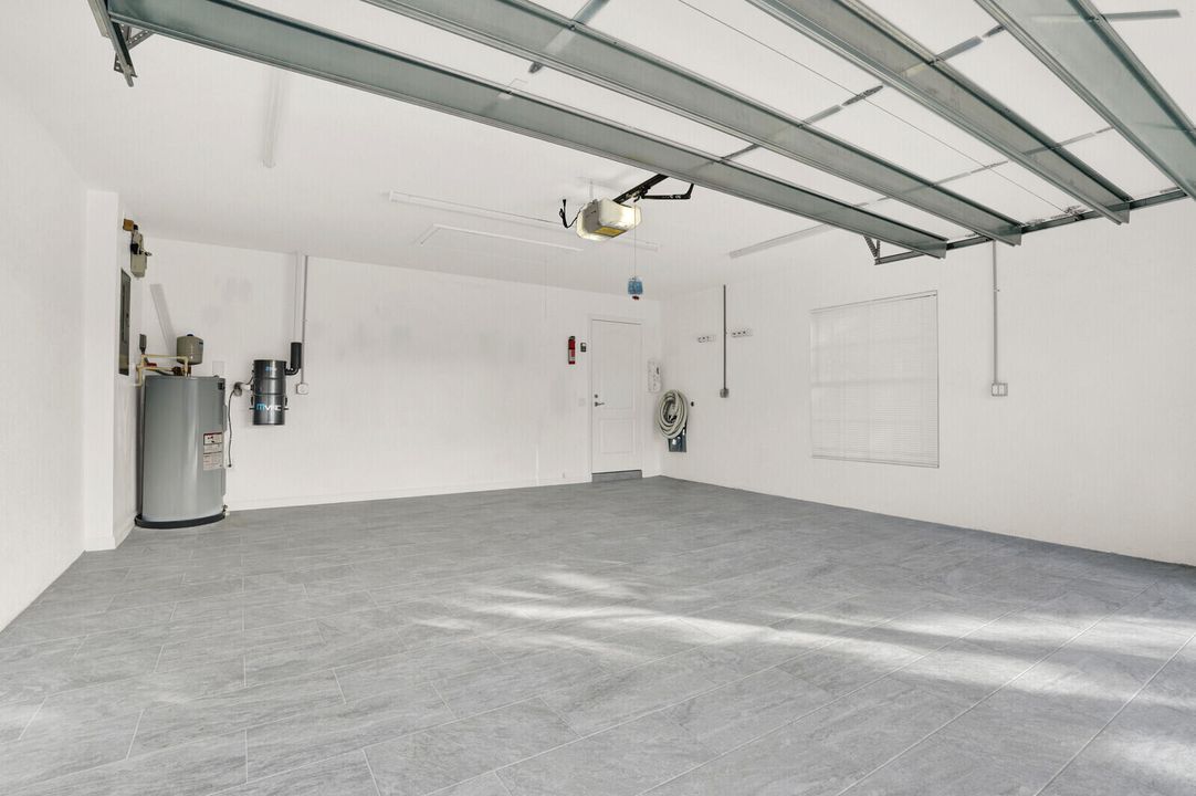 待售: $479,900 (2 贝兹, 2 浴室, 1680 平方英尺)