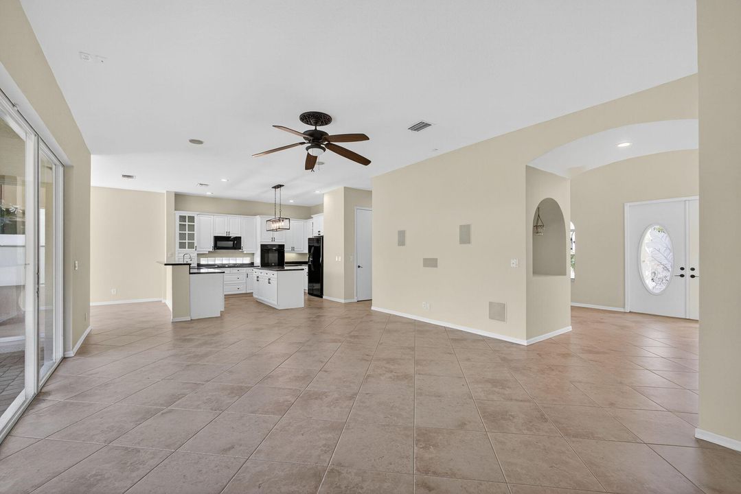 Active With Contract: $1,295,000 (6 beds, 4 baths, 3915 Square Feet)