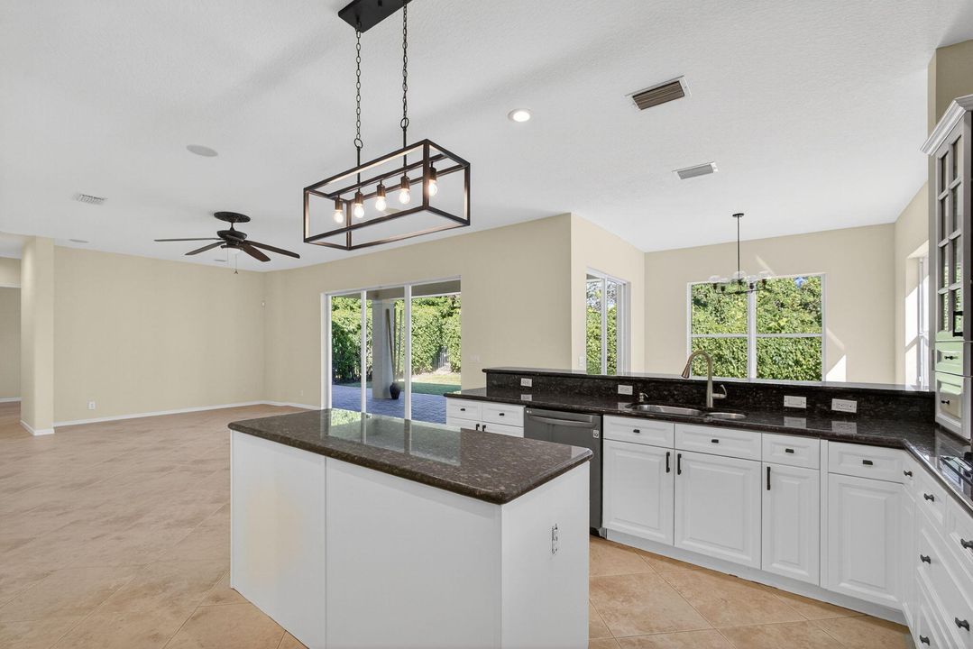 Active With Contract: $1,295,000 (6 beds, 4 baths, 3915 Square Feet)