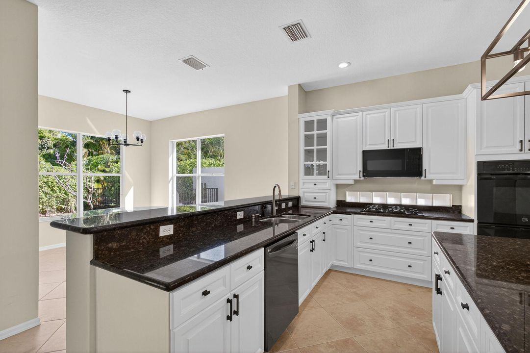 Active With Contract: $1,295,000 (6 beds, 4 baths, 3915 Square Feet)