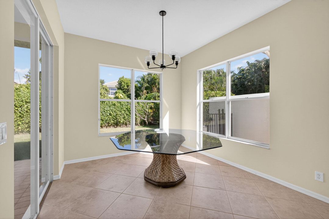 Active With Contract: $1,295,000 (6 beds, 4 baths, 3915 Square Feet)