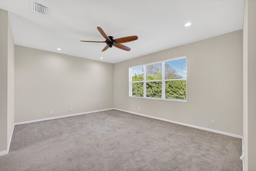 Active With Contract: $1,295,000 (6 beds, 4 baths, 3915 Square Feet)