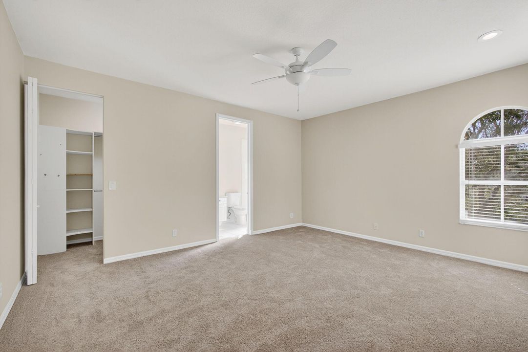 Active With Contract: $1,295,000 (6 beds, 4 baths, 3915 Square Feet)