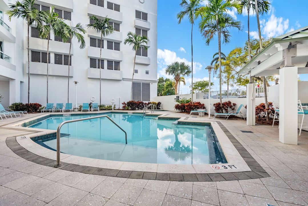 В аренду: $3,300 (2 спален, 2 ванн, 1236 Квадратных фут)