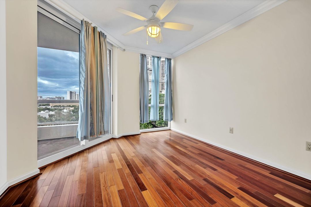 В аренду: $3,300 (2 спален, 2 ванн, 1236 Квадратных фут)