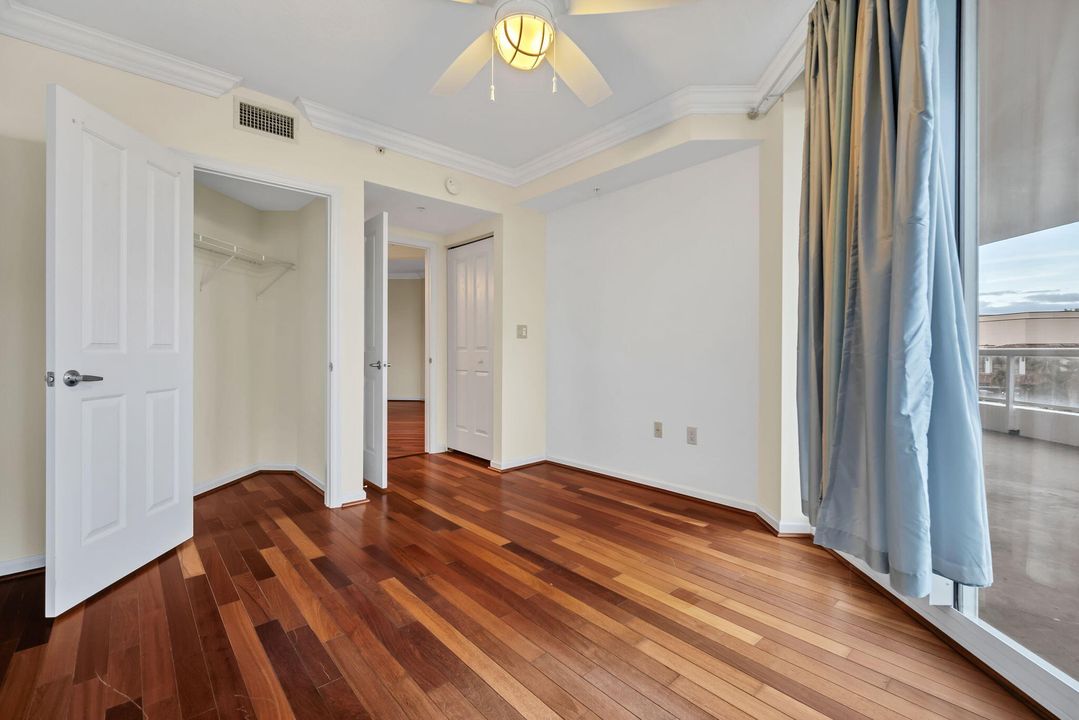 В аренду: $3,300 (2 спален, 2 ванн, 1236 Квадратных фут)