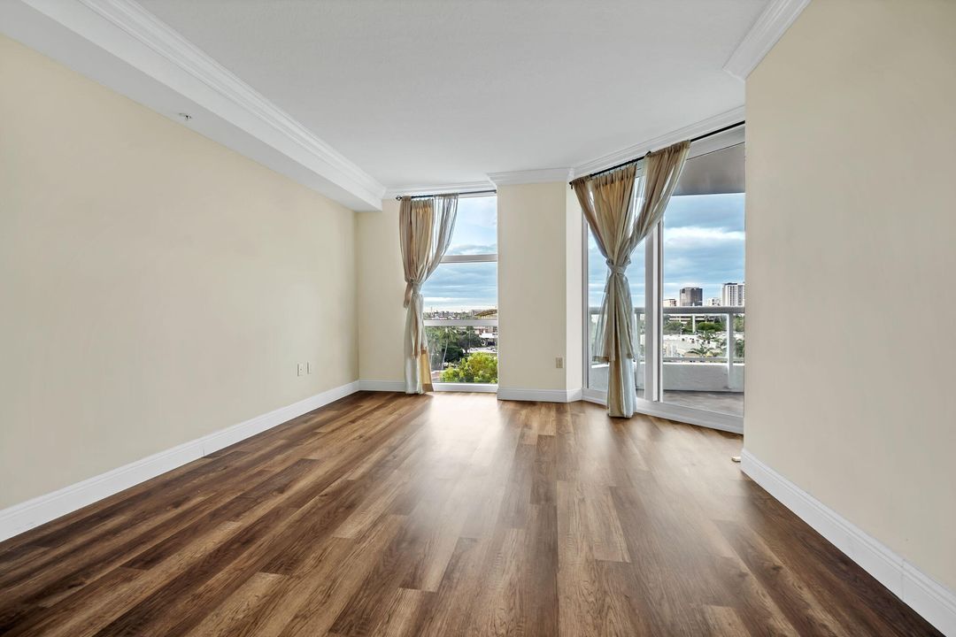 В аренду: $3,300 (2 спален, 2 ванн, 1236 Квадратных фут)