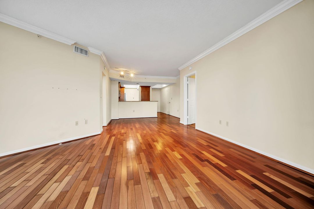 В аренду: $3,300 (2 спален, 2 ванн, 1236 Квадратных фут)