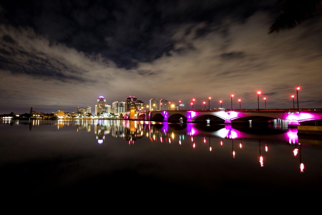 Под контрактом: $1,850 (1 спален, 1 ванн, 662 Квадратных фут)