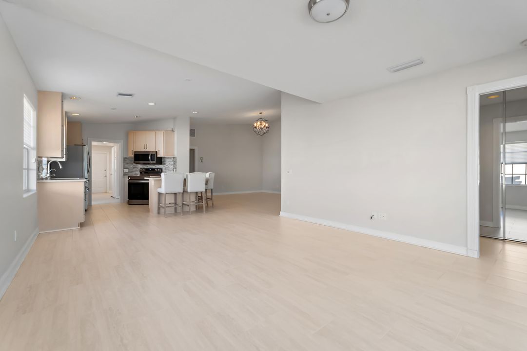 En Venta: $435,000 (2 camas, 2 baños, 1610 Pies cuadrados)