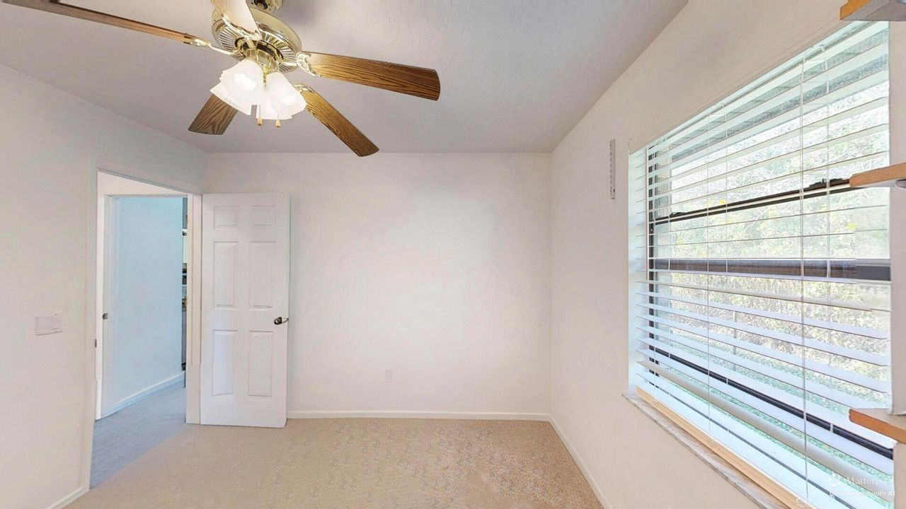 待售: $700,000 (3 贝兹, 3 浴室, 3292 平方英尺)